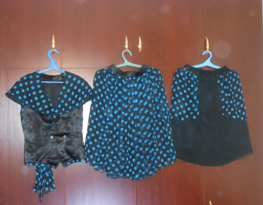 Костюм для праздника. Тройка, юбки.