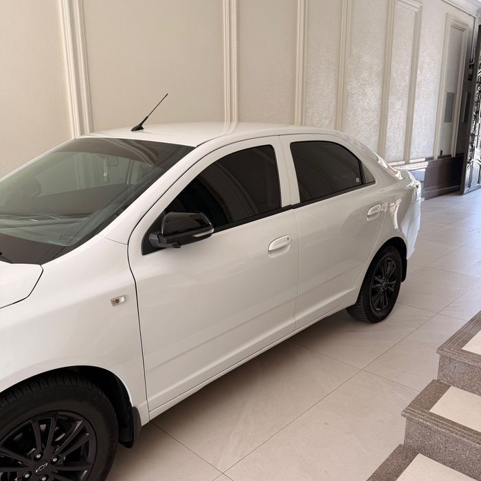 Chevrolet Cobalt midnight mcm 2025