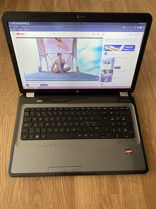 Laptop HP Display mare 17,3 Led,Windows,4gb ram ddr3,500gb m,functional cu incarcator
