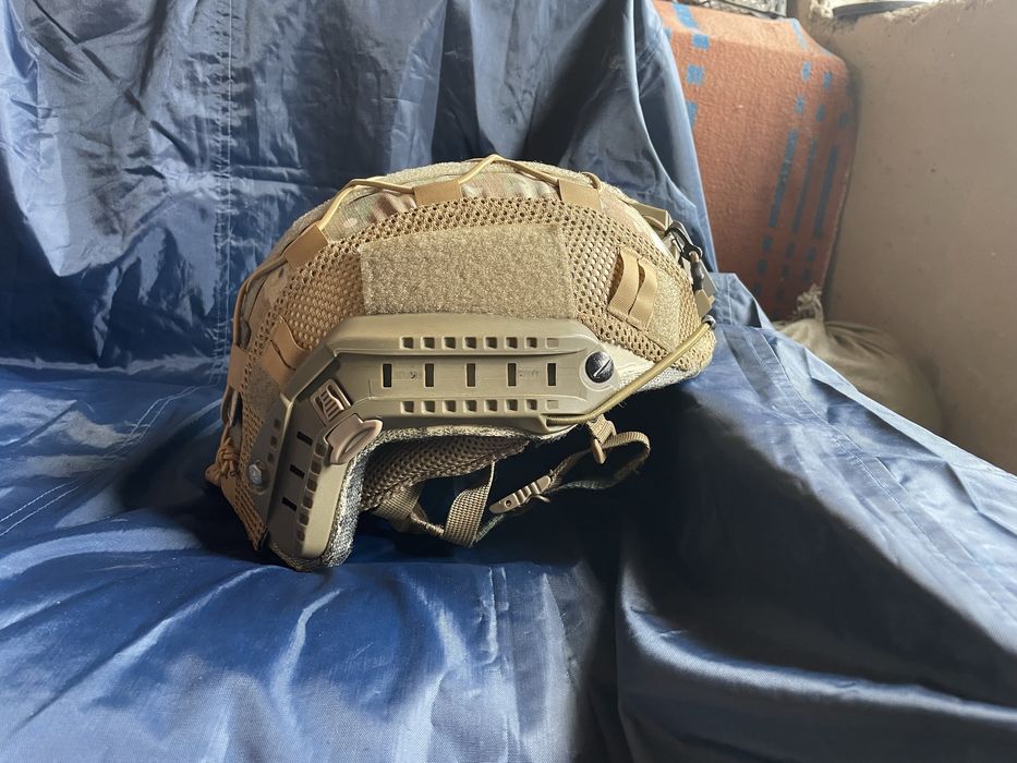 Шлем кевларовый для военных