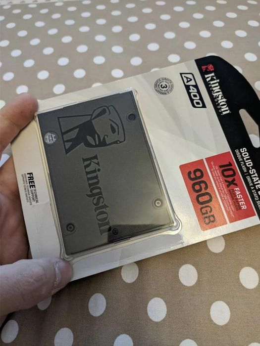 Продам новый SSD 960gb