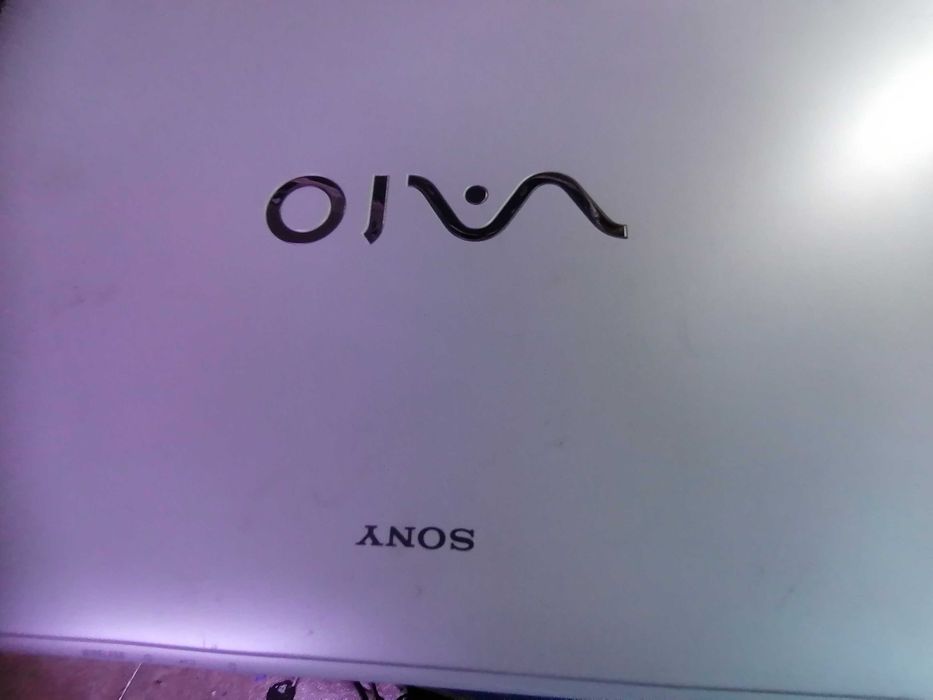Sony vaio SVE151J11M