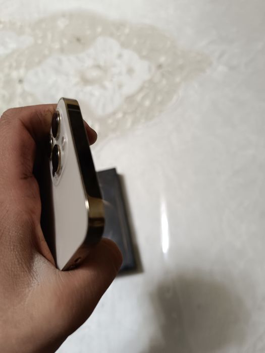 Iphome 12 pro max ideal