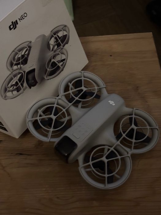 DJI neo с пълна застраховка