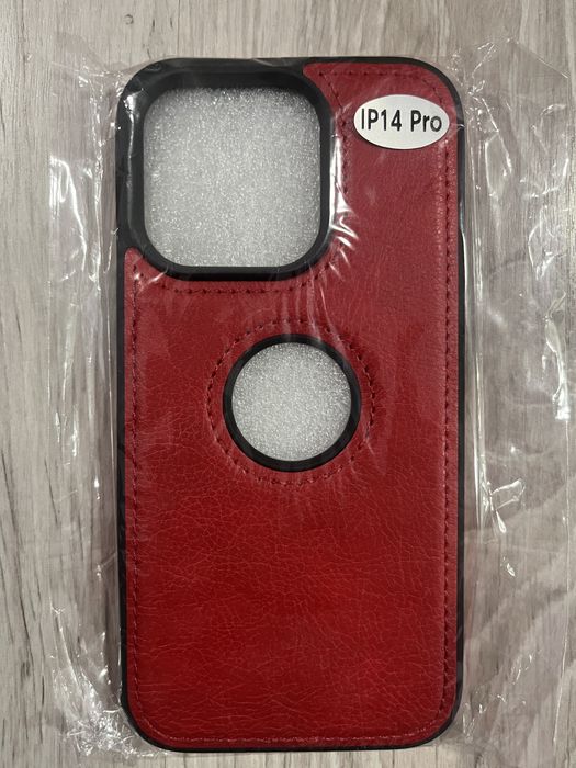 Huse de protectie pentru iPhone 14 Pro