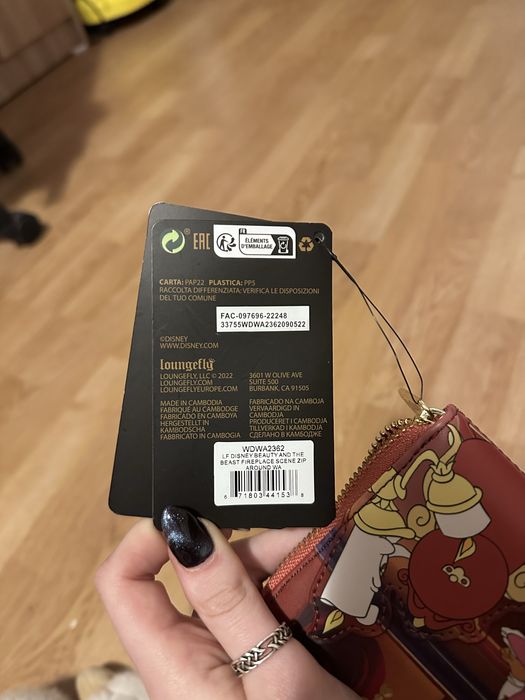 Portofel Loungefly Disney Frumoasa și Bestia