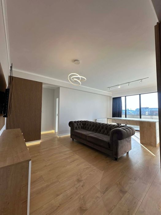 Ofer spre inchiriere Apartament 2 Camere  Str Ady Endre