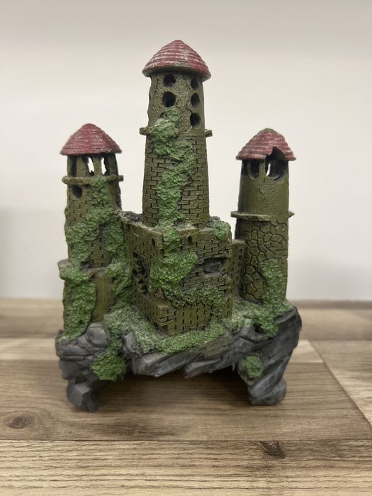 Castel  pentru acvariu pesti