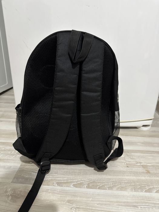 Продам переноска- рюкзак для животных