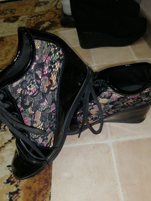 Дамски обувки 39 номер