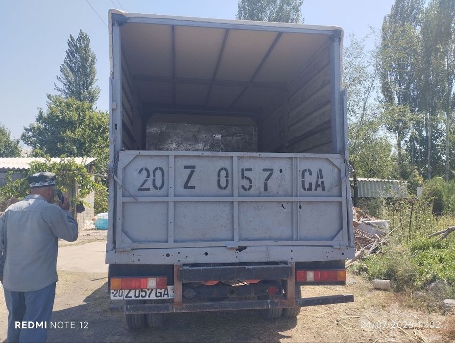 Gazel sotiladi xolati yaxshi 2002yil mator moy yemaydi srochni sotilad