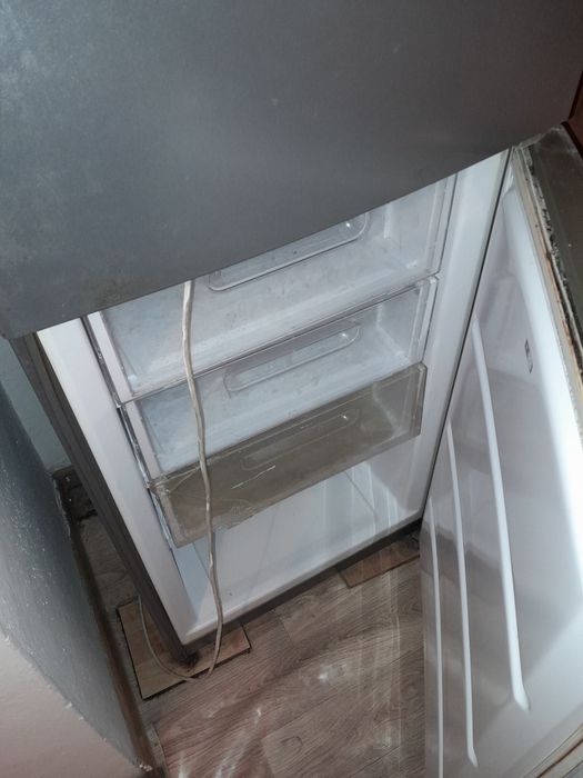 Холодильник и стиральная машина