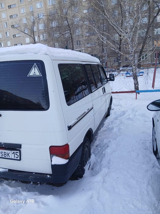 Продам бусик  т4