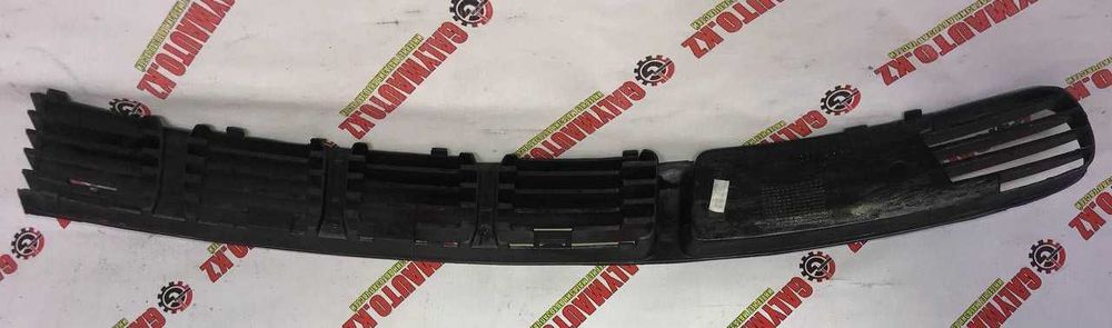 Решетка VW PASSAT 97-