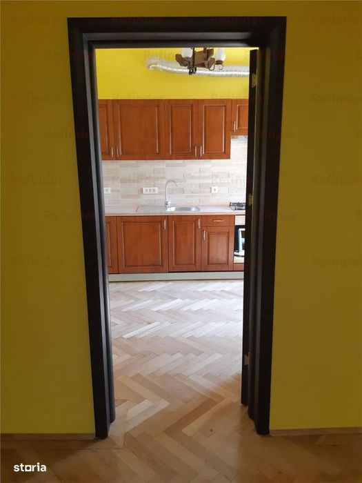 Apartament 3 camere 76 mp | renovat recent | centrala proprie | Univer