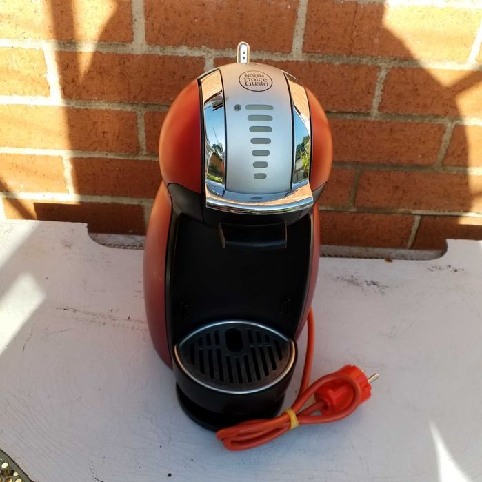 Кафе машини Dolce Gusto