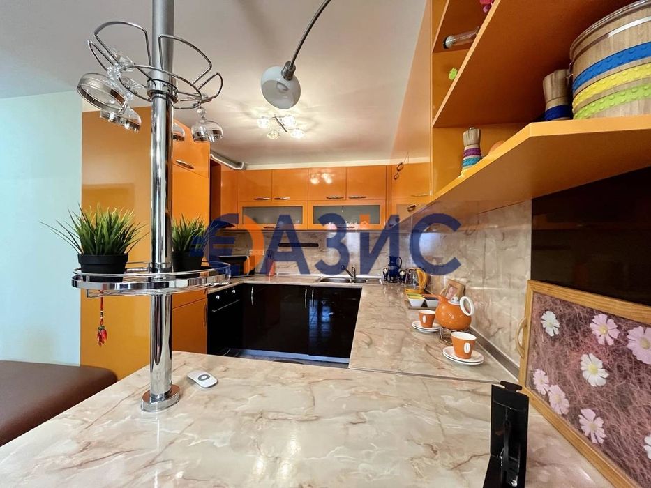 Продава се Двустаен апартамент в Свети Влас - 76 кв.м за 948 €/кв.м - Снимка #10