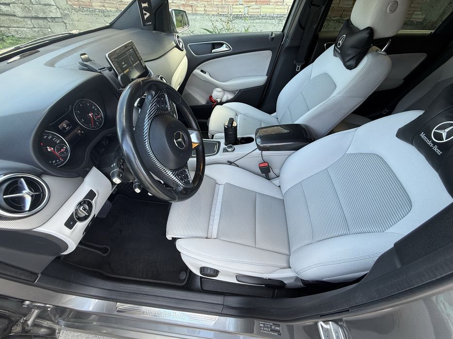 Mercedes B200d OM651