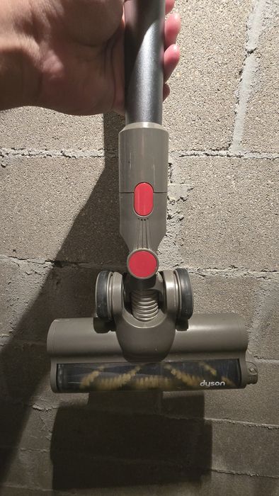 Продам пылесос dyson