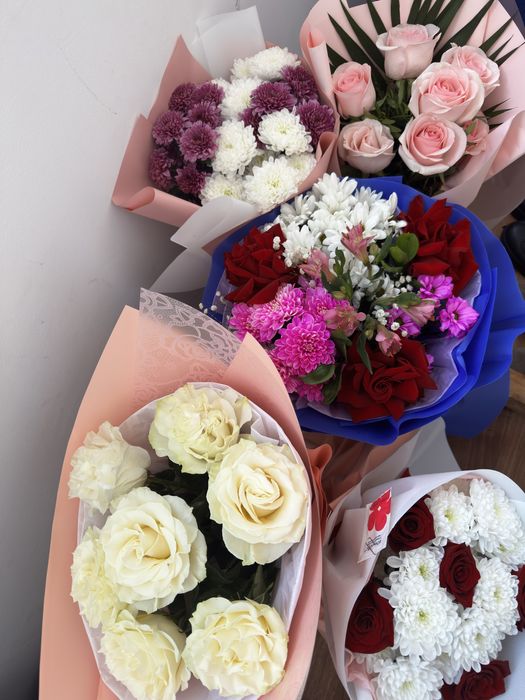 Продам цветы подаренные ночью 00:00