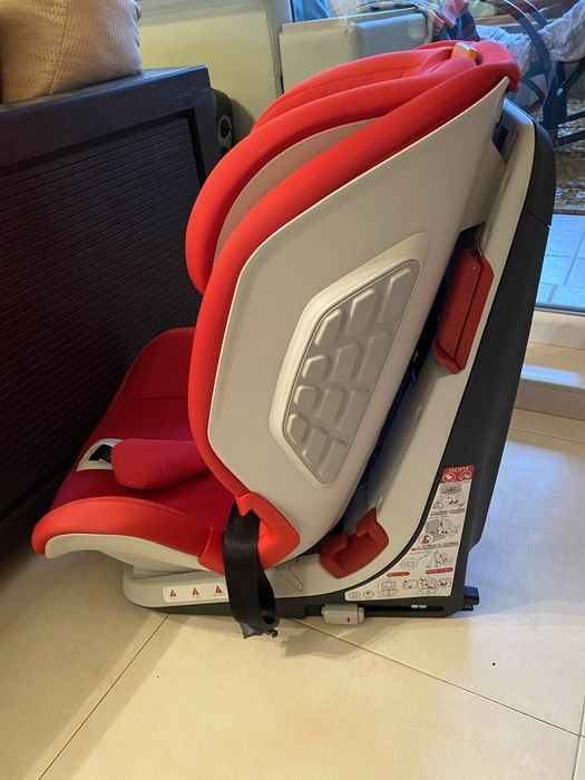 Столче за кола Chicco YOUNIVERSE FIX 9-36кг