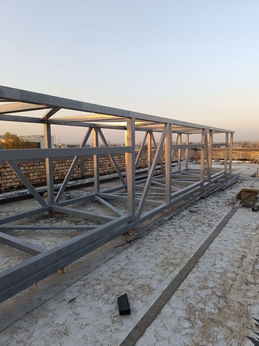 Lift uchun metallokonstruktsiy