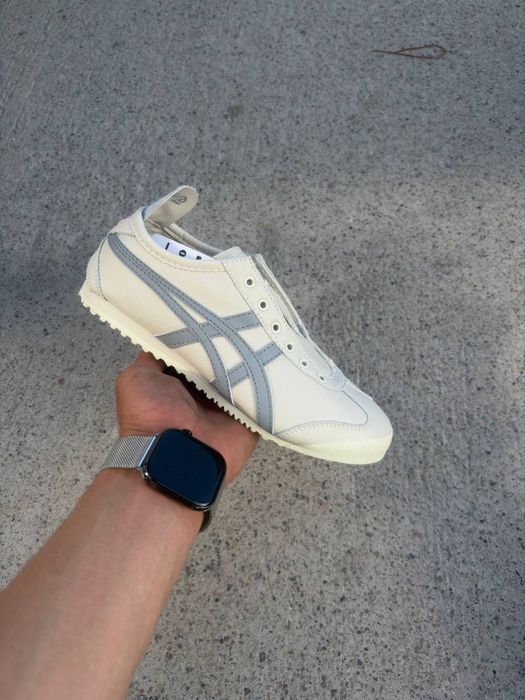 Asics made in veitnam