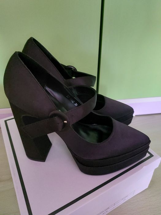 Дамски обувки на ток