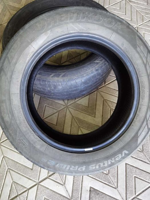 Резина летняя б/у в хорошем состоянии 225/60 R17 99H