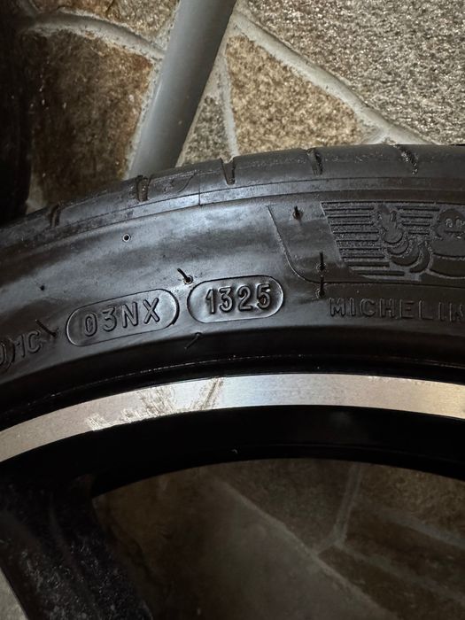 Гуми Michelin pilot sport 4s 245/40r19