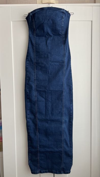 Дълга дънкова рокля Pull and Bear