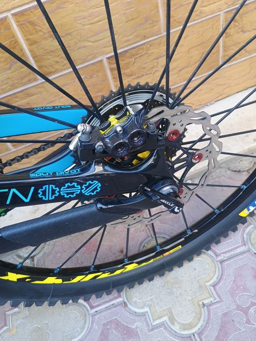 Devinci Spartan 27,5 карбон