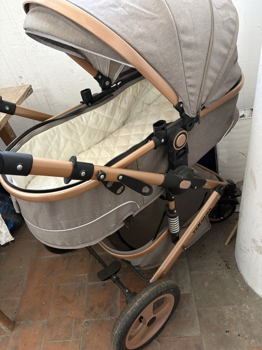 Продам коляску в хорошем состочнии