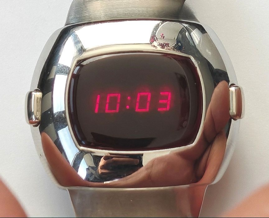 Ceas vintage Hamilton Pulsar led 1975