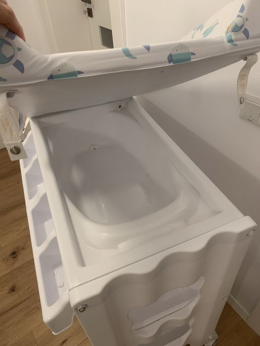 Masa Mappy 2 in 1, masa de infasat si cadita bebelusi