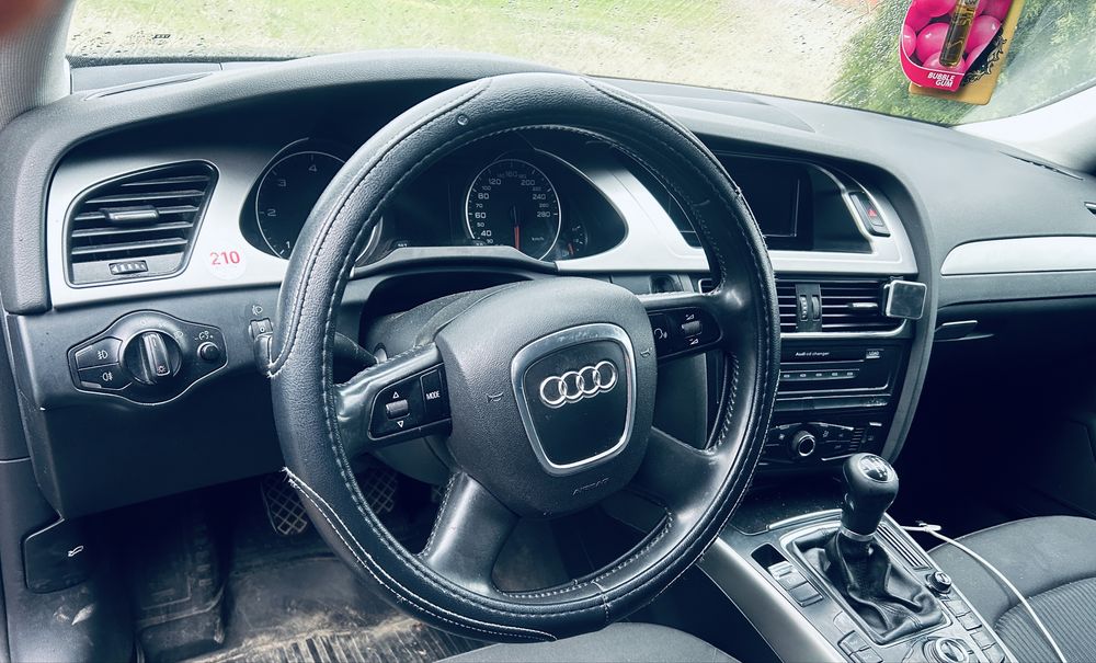 AUDI A4 2008 — imagine 4