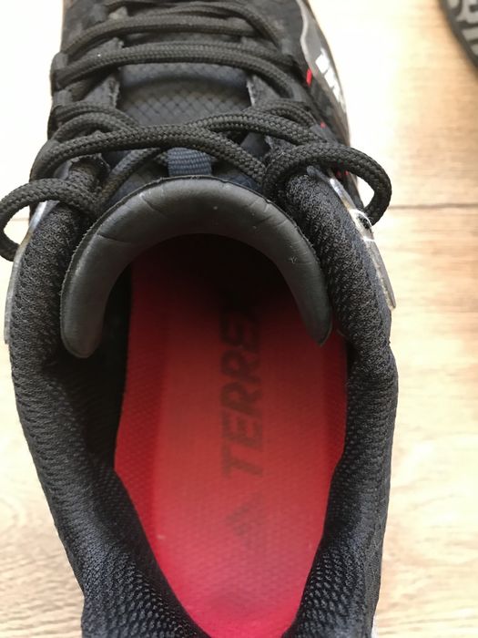 Маратонки 42,5