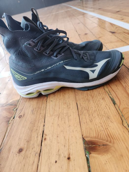 Mizuno Enerzy  обувки