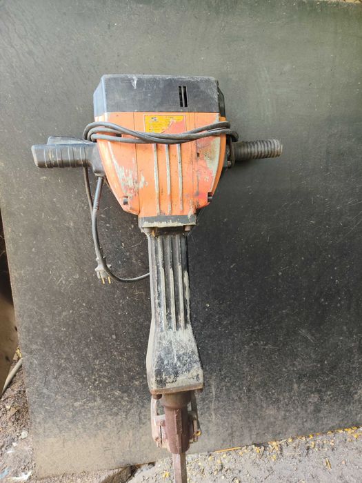 Defect ! Picamer (Pickhammer) Bisonte XP-G90B