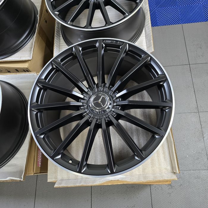 22 цола нови оригинални  джанти  Mercedes GLS 63 AMG X167