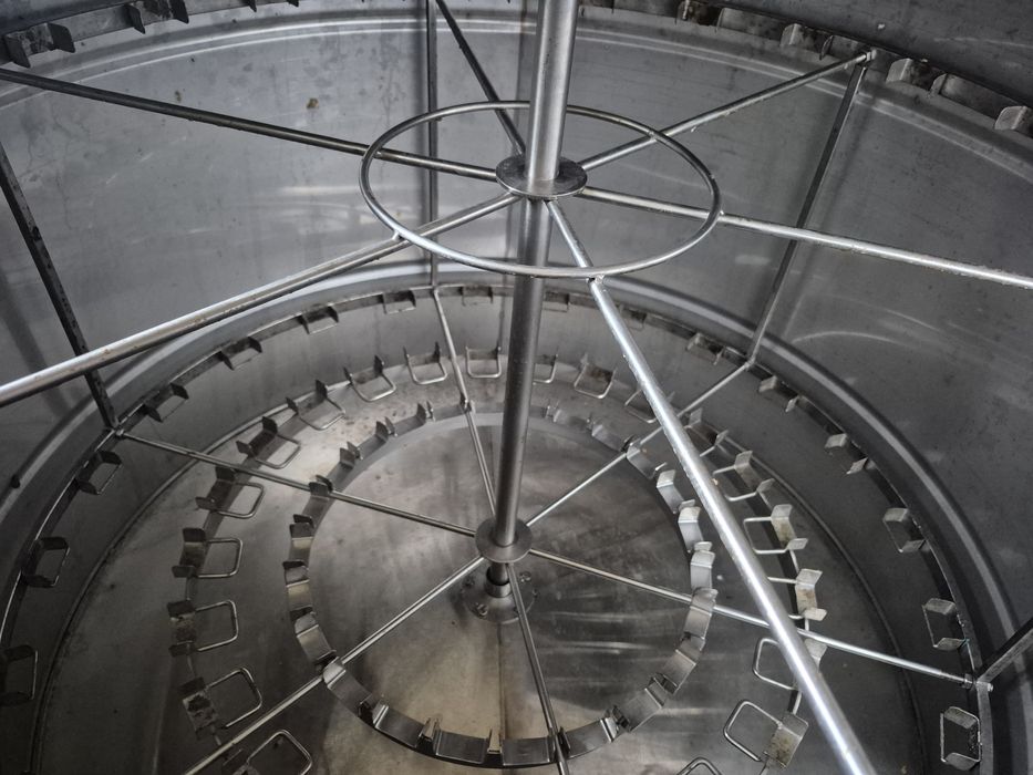 Радиална центрофуга Finans