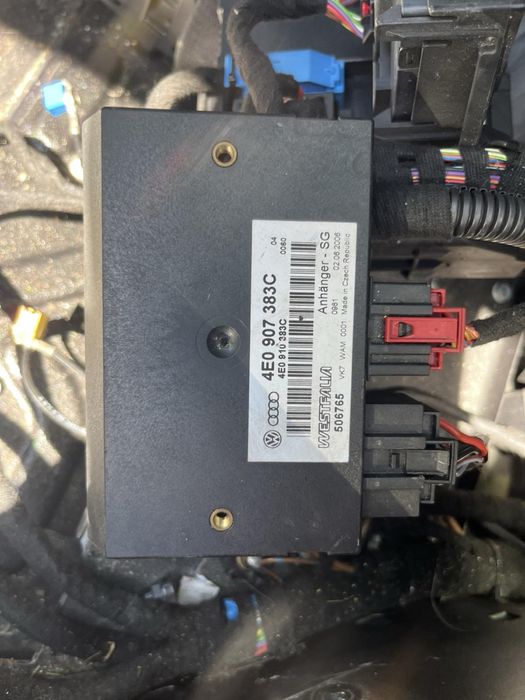 Теглич и модул свалени от Ауди Ку 7 4Л Audi Q7 4L с модул комплект