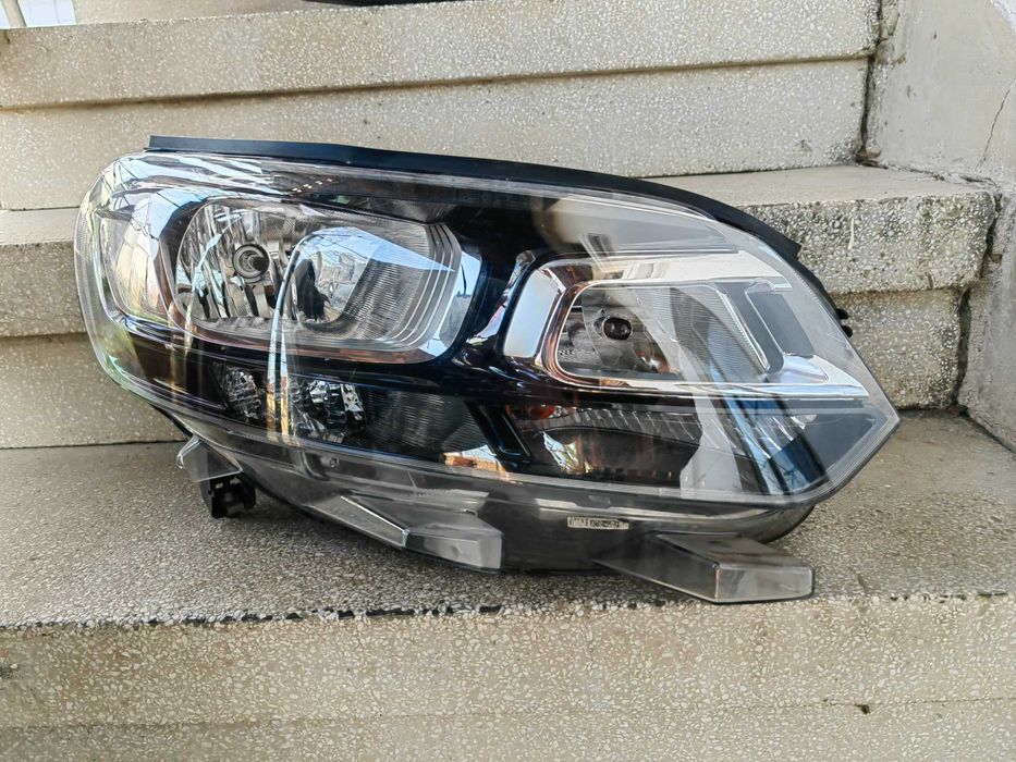 Фар Citroen Jumpy десен / Фар Ситроен Джъмпи Оригинален