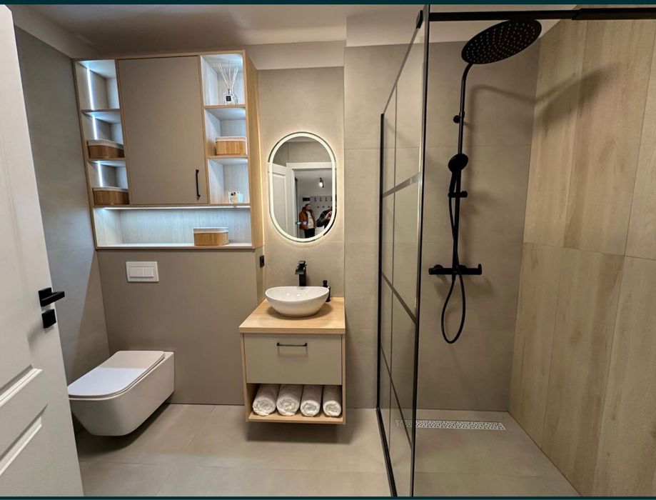 Renovari interioare,zugraveli si reparatii