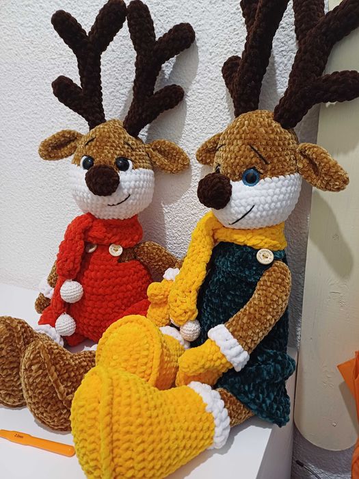 Запознайте  се с Оскар и Джъстин. Две братчета еленчета.