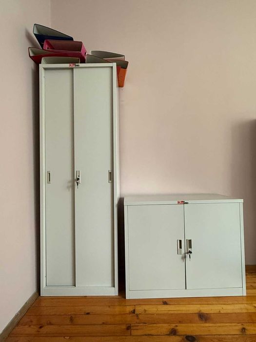 Метални шкафове за офис / архив (2 бр.) – заключващи се, отлични