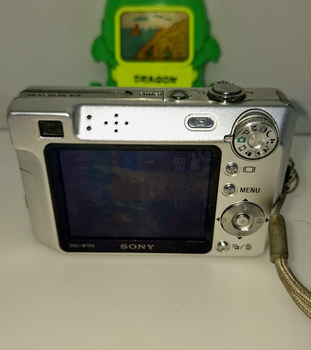 Sony Cyber-shot DSC-W100 компактен дигитален фотоапарат
