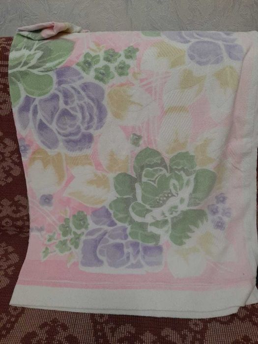 Простыни махровые новые