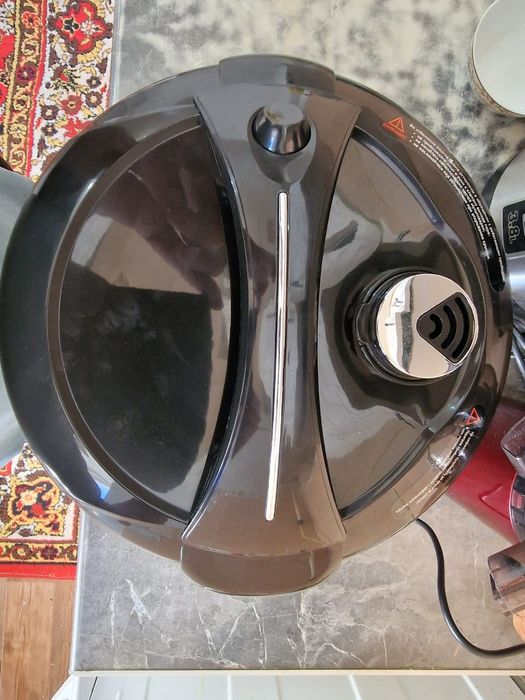 Мультиварка Redmond RMC-M211