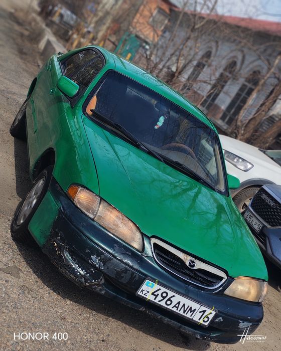 Машина Мазда 626  срочная продажа